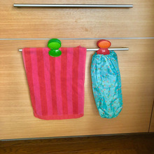 冬の炊事に便利♪ダイソー防水腕カバー