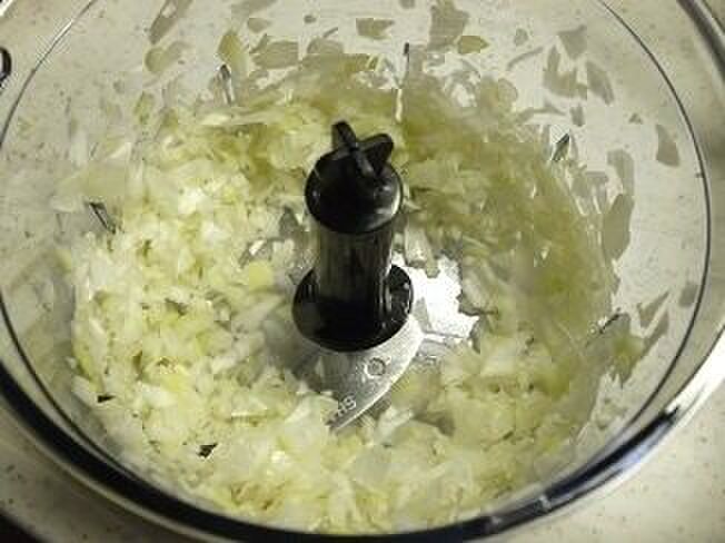 材料をみじん切り