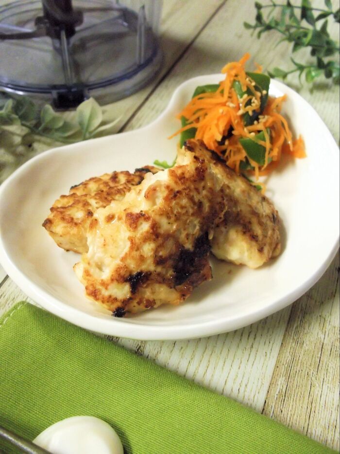 冷めてもふんわり柔らか♪キャベツと鶏むねの焼きつみれ