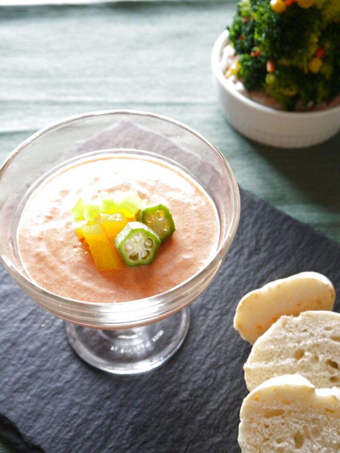 想像と違う味にやみつき♡隠し味が決めて!パプリカディップ