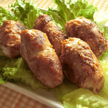 こってり味噌ダレが美味しい~チーズ入り里芋の豚肉包み焼き