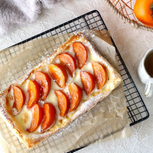 柿とマスカルポーネのパイ♪冷凍パイシートにのせるだけ