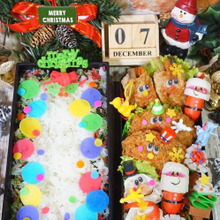 ちくわを使ってサンタクロース??お弁当