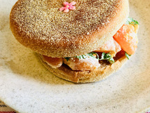 みかんとクリームチーズのマフィンサンド