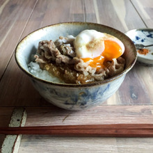 しっとりやわらか!もちぶたのシャリアピン丼
