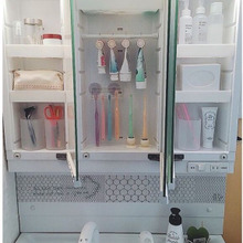 吊るすならコレもでしょ!?洗面所で使える突っ張り棒アイディア?