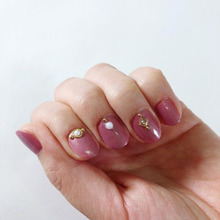 控えめなクリスマスにおすすめのネイルシール