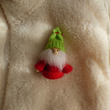 【リメイク】手芸苦手でも大丈夫!100均オーナメントでブローチ作り♡