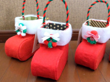 牛乳パックでサンタブーツバッグ☆吊るしてクリスマス飾りにも