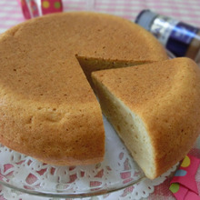 糖質制限☆ 炊飯器で失敗知らず! 大豆粉のチーズ入りシフォンケーキ