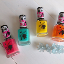 カラフルでキュートなボトル♡セリアのネイルエナメル♡