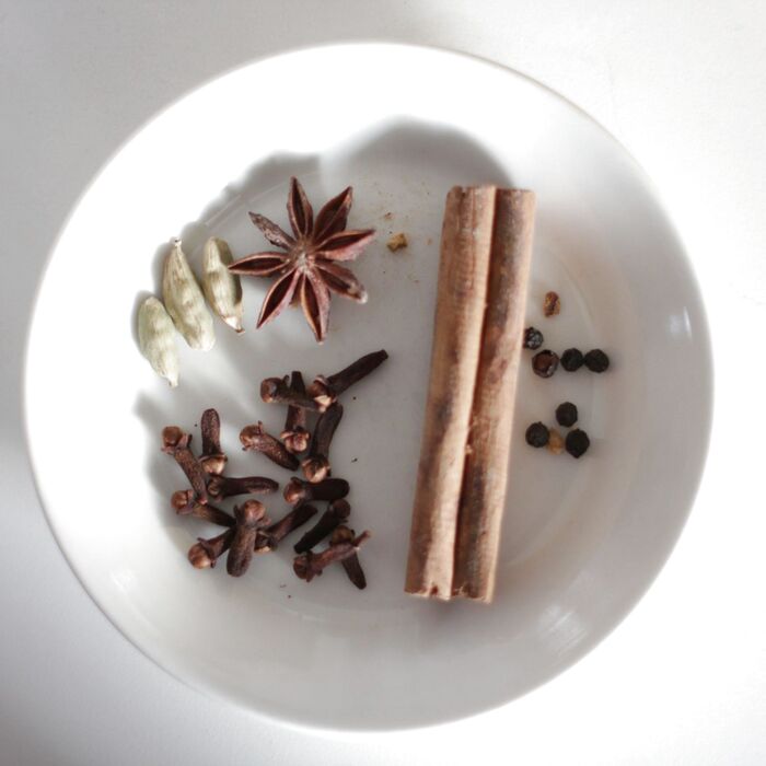 スパイスを用意