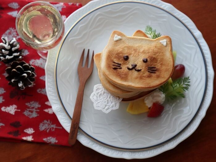 100均の猫型で作る、ちょっと厚めのホットケーキ