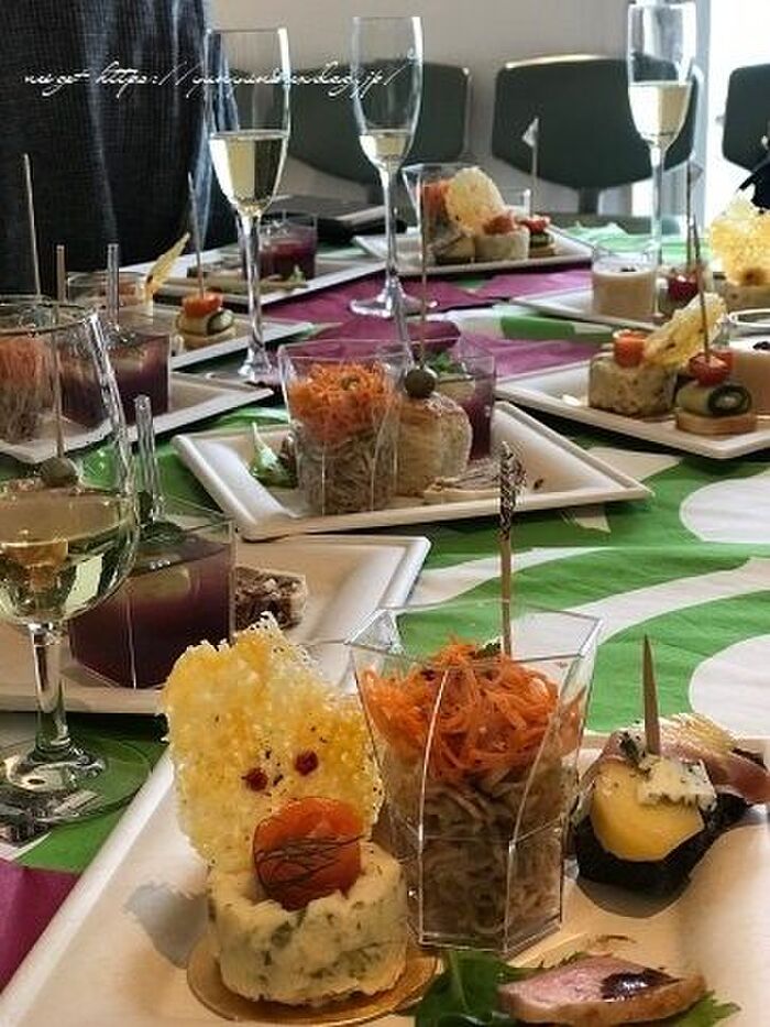 お喋りも楽しく食も進みます