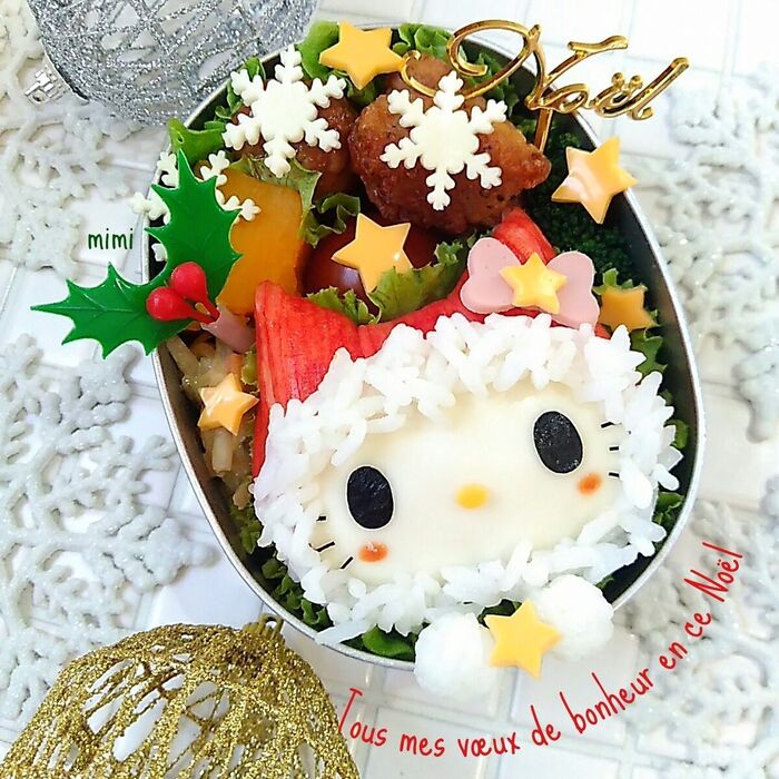 赤いフードのキティちゃんでクリスマス弁当