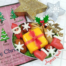 大きなプレゼントにビックリ!クリスマス弁当