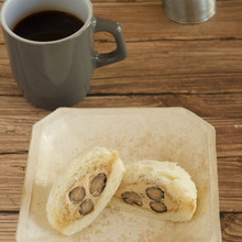 おせちリメイク コロンと♪黒豆コーヒークリームサンド