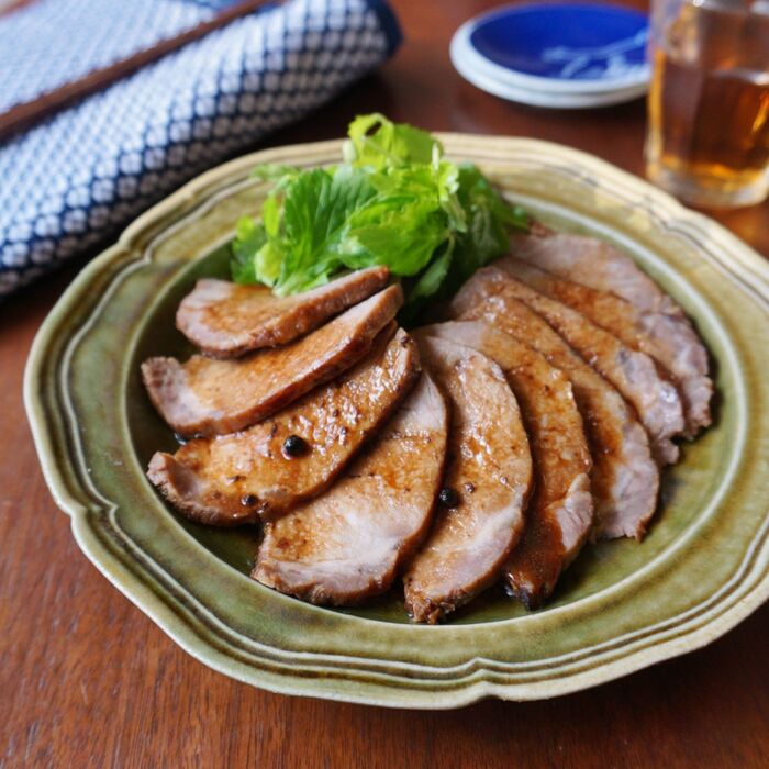 漬け汁を煮詰めてソースにして完成です。