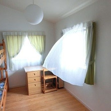 光と風を感じられる自然あふれる子供部屋
