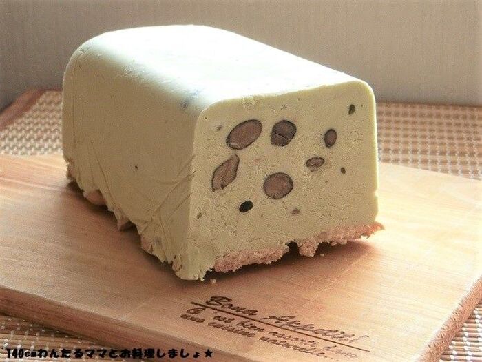 簡単★黒豆と抹茶のアイスチーズケーキ