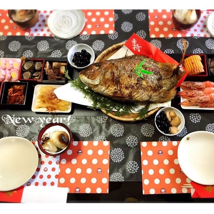 オマケ!2019年おせちテーブルコーデ