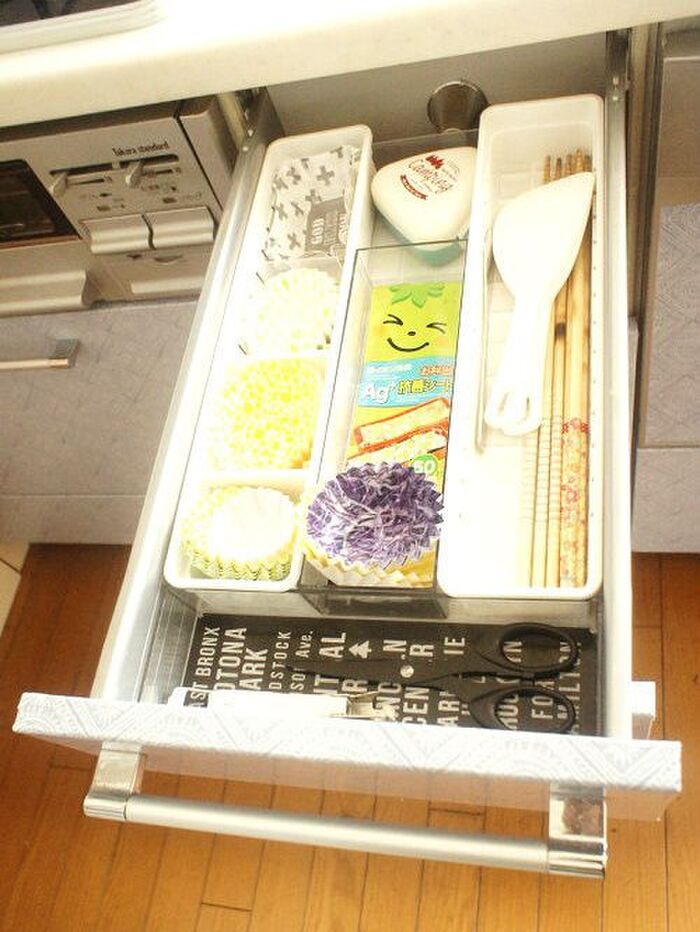 引出しの中でガチャガチャ動くのを防いでスッキリ
