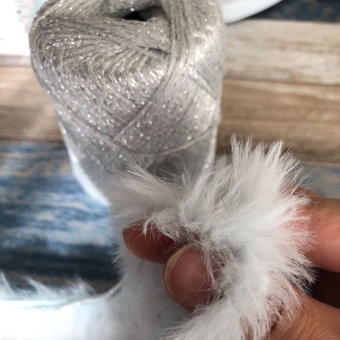 鎖編みをします