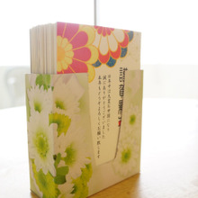 ティッシュの空箱で年賀状を保管