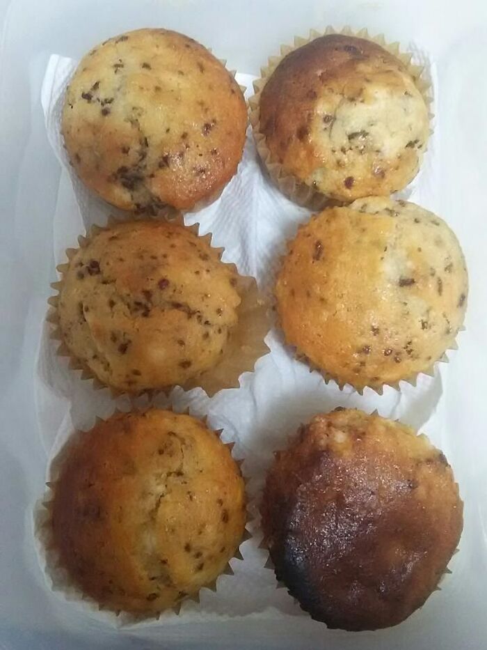 皮の黒いバナナを捨てる前に!美味しくカップケーキに!