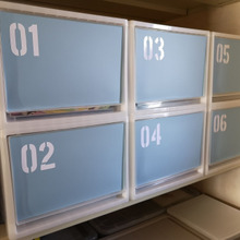 丸見えの収納ケースも100均で統一