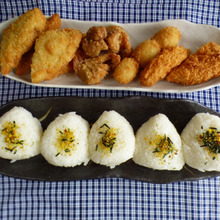 沖縄でB級人気グルメ!仕上げはビニール袋で・・