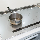 ガンコな焦げ付きもおまかせ! IHをピカピカに掃除しよう