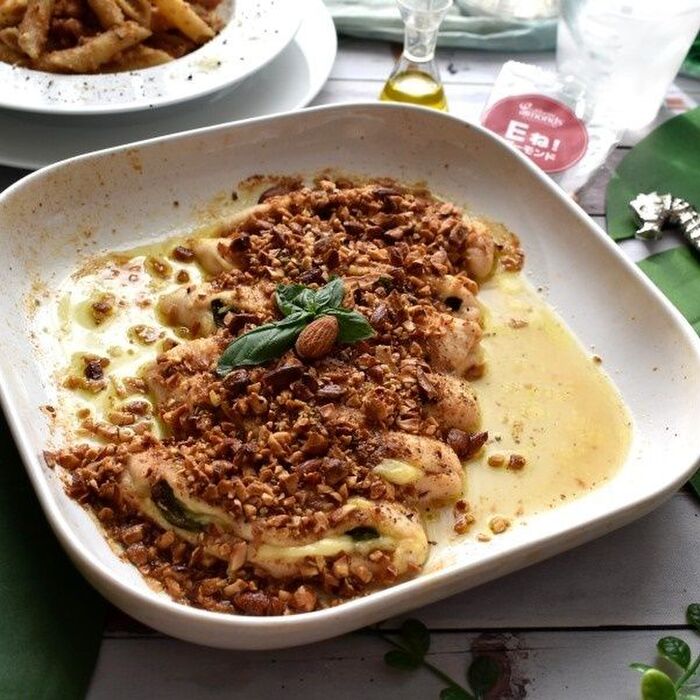 カリッと香ばしいささみチーズのアーモンド焼き