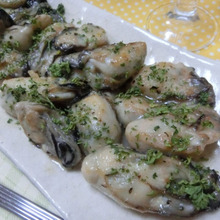 牡蠣のエスカルゴバター風ソテー ワインが進んで困る♪