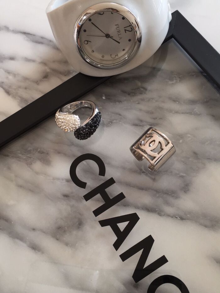 《セリア》商品でアクセサリーを簡単綺麗に撮るコツ