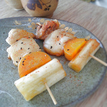 フライパンで簡単おうち居酒屋。お餅の焼き鳥風