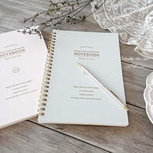 100均が、『春色で可愛い♥』