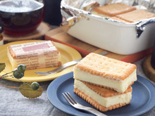 バレンタインにも!冷やすだけ、バットで簡単!レアチーズサンド