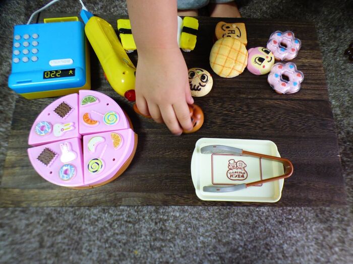 【セリア】不器用ママの初DIY☆天然木桐キッズテーブル