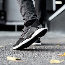 スニーカーの正しいお手入れ方法を伝授!