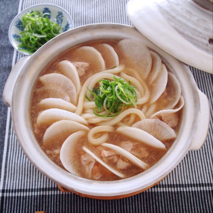 ポカポカ!しょうが鍋で楽しむうどん・ごはん「しょうがあんの大根鍋うどん」