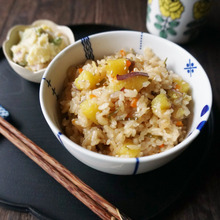 切り餅入りで冷めてもモチモチ!さつまいもの中華風おこわ