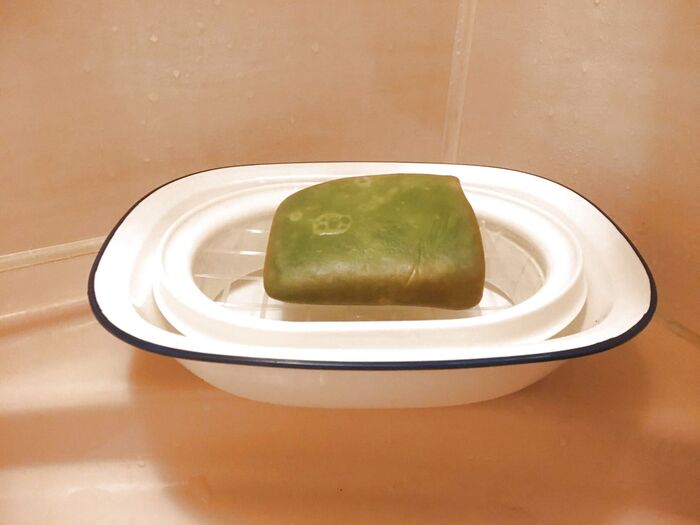 100均の石鹸置きを食器でお洒落に
