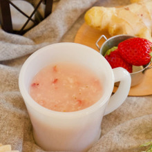 飲みやすくてあったまる いちごジンジャー甘酒