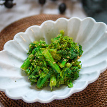 下ごしらえは電子レンジで簡単に♪そのまま冷蔵庫保存なタッパー調理【菜の花のからし和え】