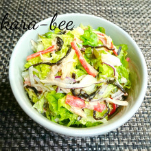 抱えて食べたい♪サニーレタスの塩こんぶツナマヨぽんサラダ