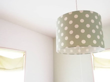 子供部屋の壁紙はシンプルに魅せる♪