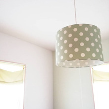 子供部屋の壁紙はシンプルに魅せる♪