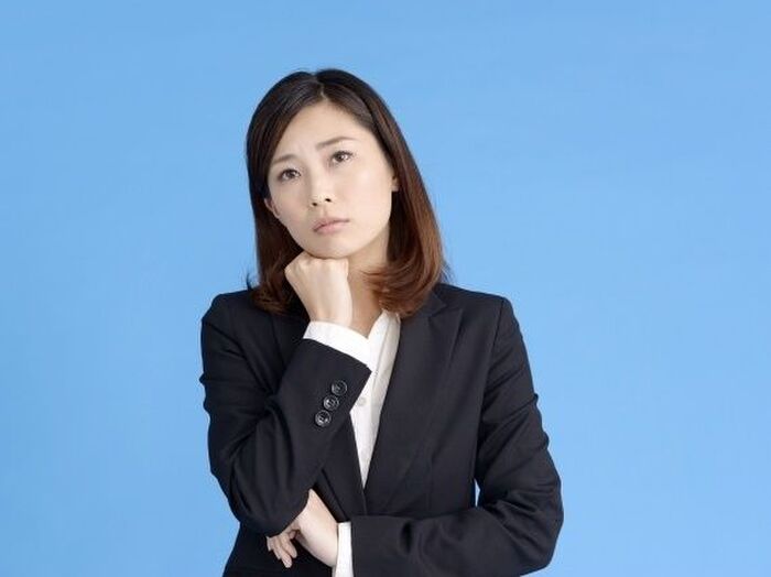 【消費税10%】年収が低い人ほど負担が増えるってホント?