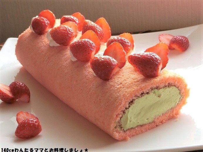 簡単★苺ロールケーキ